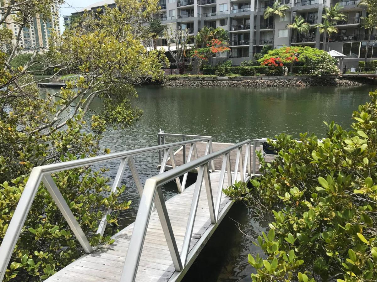 Large Surfers Paradise Apartment With Fantastic Views Gold Coast Extérieur photo