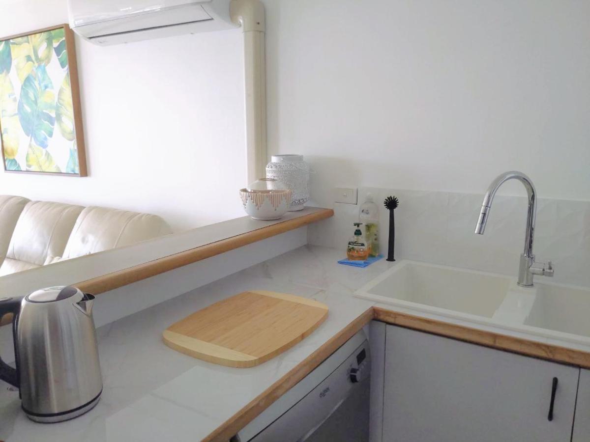 Large Surfers Paradise Apartment With Fantastic Views Gold Coast Extérieur photo